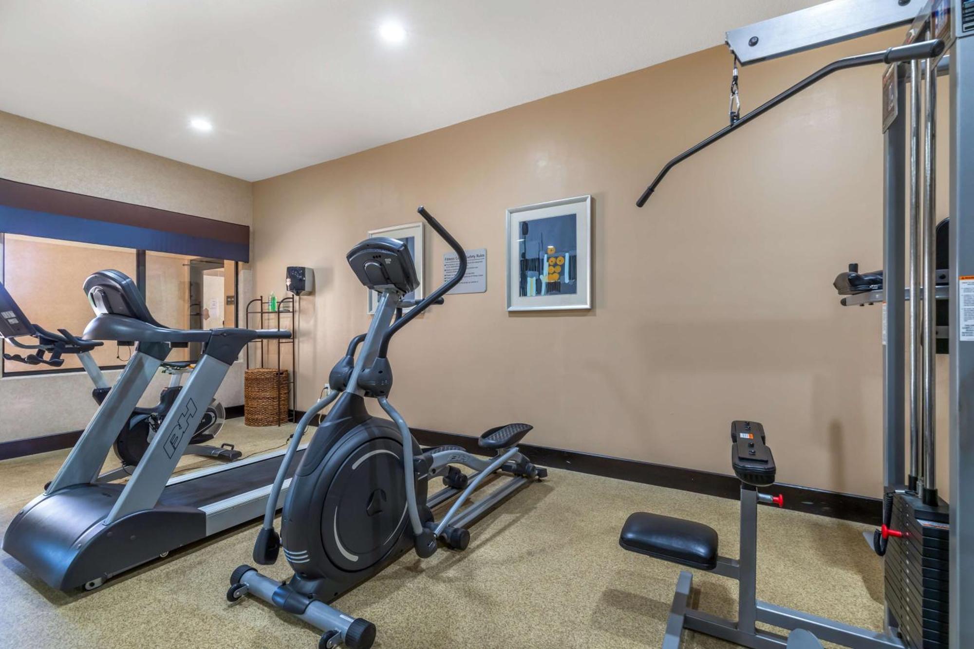 Best Western Plus Lytle Inn And Suites Eksteriør billede