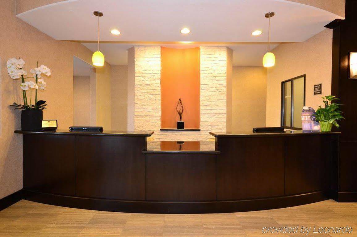 Best Western Plus Lytle Inn And Suites Eksteriør billede