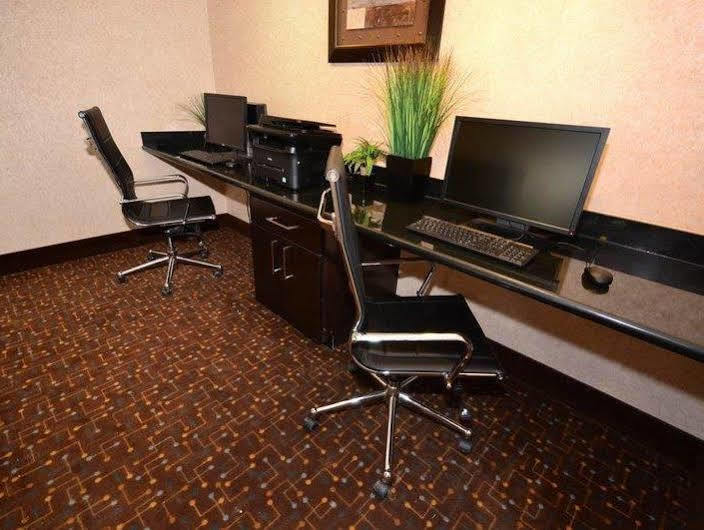 Best Western Plus Lytle Inn And Suites Eksteriør billede